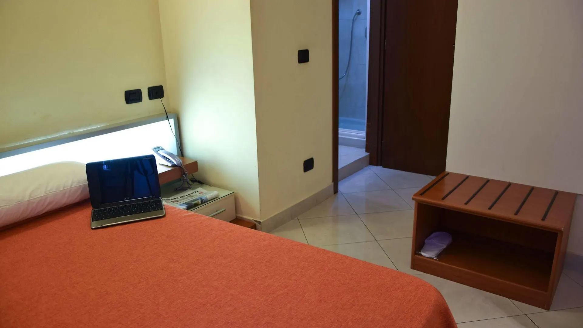 Hotel Del Corso Milan 3*,